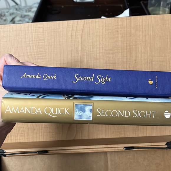 Hardcover novel “Second Sight” by Amanda Quick published by Putnam - Picture 4 of 16